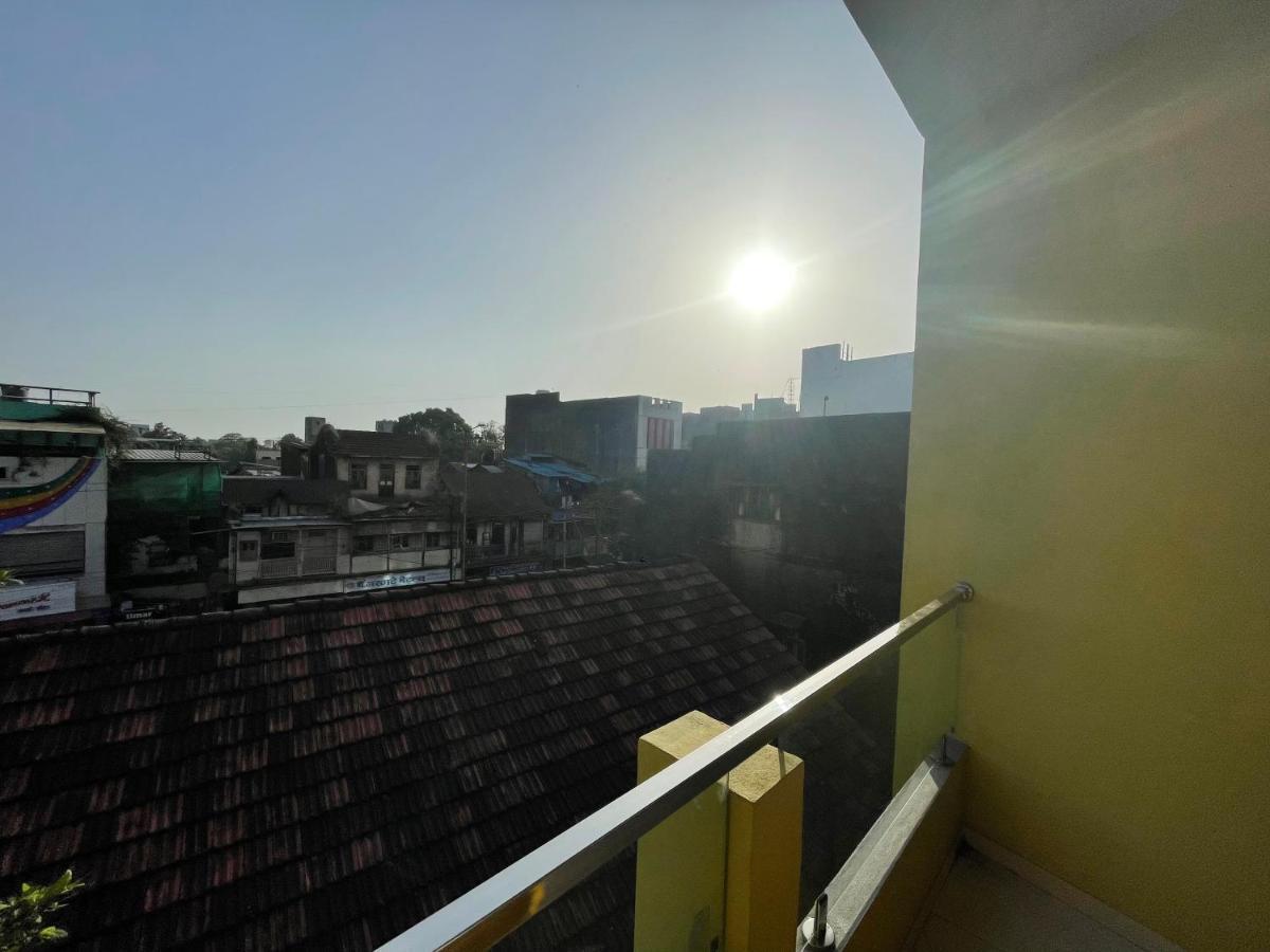 Shree Sadguru Krupa Yatri Niwas Villa Kolhapur Buitenkant foto